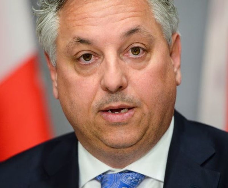 Ish-shefi i sigurisë: Fuqitë armike po dërgojnë spiunë në universitetet e Perëndimit