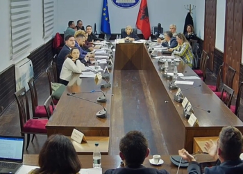 Miratohet tek “Ekonomia”, buxheti 2026 “rrëshqet” pa pengesa drejt Kuvendit