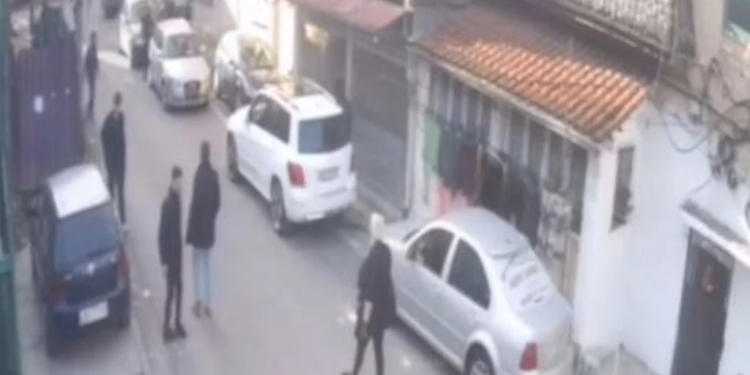 PAMJET-Parandalohet ngjarja e rëndë, sërish grupe të miturish konfliktohen me thika nëpër duar: Eja pas mësimit ‘sqarohemi’