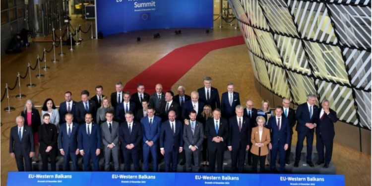 Samit në Bruksel/ Mblidhen liderët e BE-së dhe Ballkanit Perëndimor, i pranishëm dhe Rama