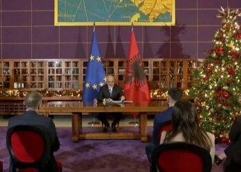 “Çorba mediatike e politike…”, Rama në konferencën e fundvitit: Shqipëria, vend lider në rajon për administratën