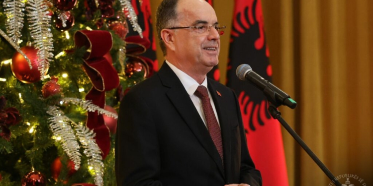Begaj mbledh gazetarët për festat e fundvitit: Keni profesion më të vështirë se mjekët!