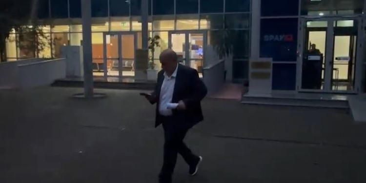 Del nga Prokuroria e Posaçme, ish-drejtori i Burgjeve Agim Ismaili. Nën hetim për tentativën e hakerimit të SPAK?