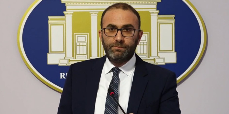 Publikoi materialin sekret të SPAK?! Reagon Gazment Bardhi: E gjeta…