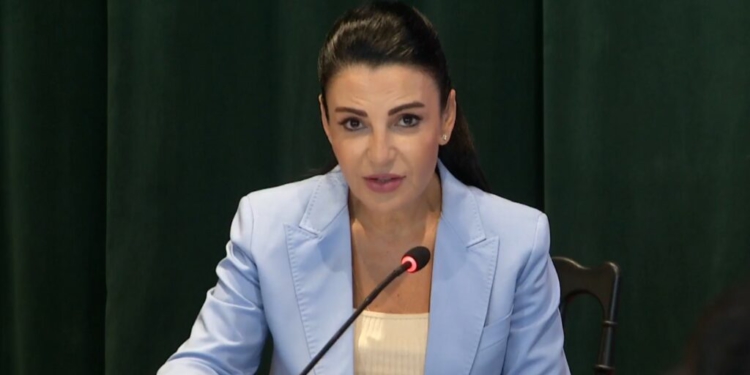 Belinda Balluku kthehet në zyrë/ Beqiri: Gjyqtarët Xhaferllari dhe Vokshi, në krahun e Berishës
