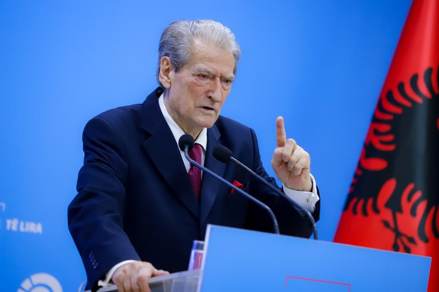 Berisha: Rama ka dalë hapur kundër heqjes së imuniteteve dhe arrestimit të kriminelëve