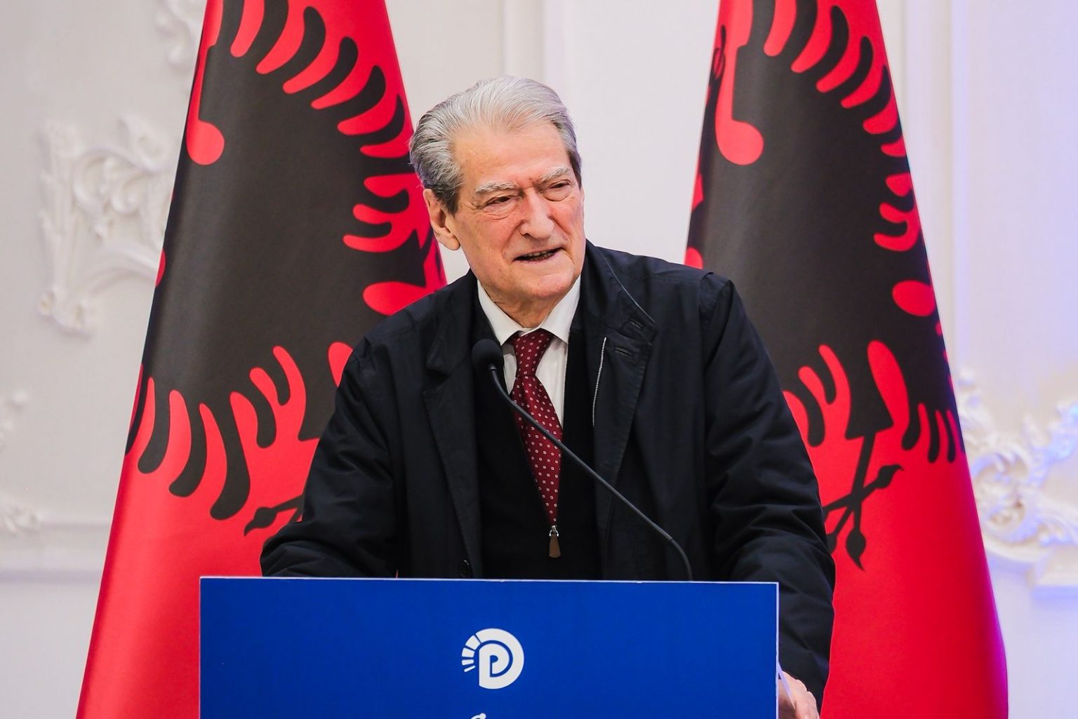 Berisha zbulon skenarët e opozitës në 2026: Në Janar do bllokojmë sheshin deri në ikjen e Ramës