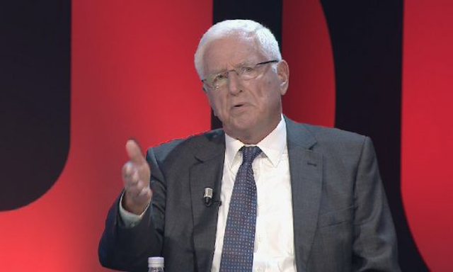 “Duhet një shkollë politike që…” / Ceka: Parlamenti është kthyer në ‘estradë’, me aktorë nga PS dhe duartrokitës nga PD!