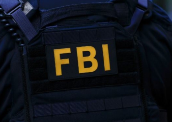 Dyshohet se do të organizonin sulme terroriste në Los Angeles për Vitin e Ri, arrestohen 5 anëtarë të një grupi radikal