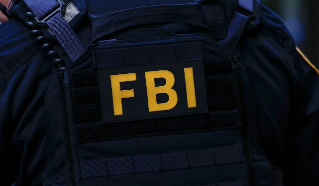 Dyshohet se do të organizonin sulme terroriste në Los Angeles për Vitin e Ri, arrestohen 5 anëtarë të një grupi radikal