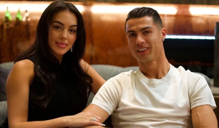 “Unaza 3 milionë dollarë, minimumi që mund të bënte Ronaldo”/ Georgina Rodriguez: Prita 10 vjet për t’u martuar!