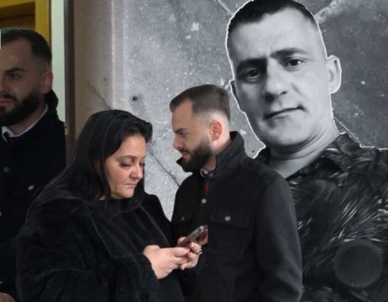 Motra kërkon zbardhjen e vdekjes së vëllait 3 muaj më parë: Them se e kanë vrarë për një lidhje me një vajzë