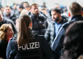 “Vjedhje si në filma”/ Grabiten 30 milionë euro dhe mijëra bizhuteri ari në një bankë! Zbulohet skema që ndoqën hajdutët dhe..