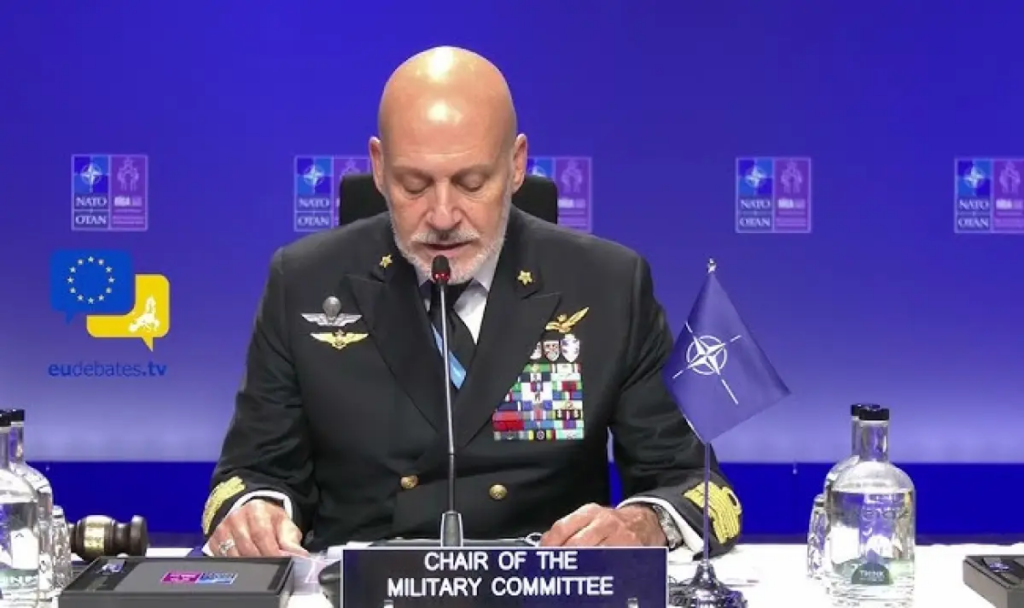 Kreu i Komitetit Ushtarak të NATO-s: Po shqyrtojmë një sulm kundër Rusisë