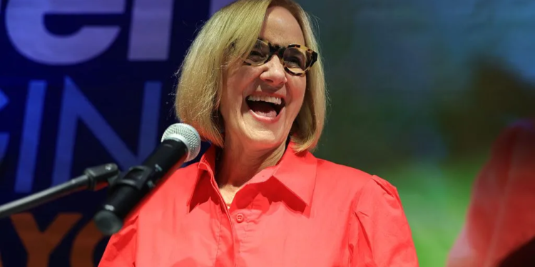 Eileen Higgins bën histori në Miami, demokratja e parë në gati 30 vjet që fiton bashkinë