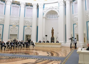 Rusia e miliarderëve, oligarkët në shërbim të luftës dhe Putinit