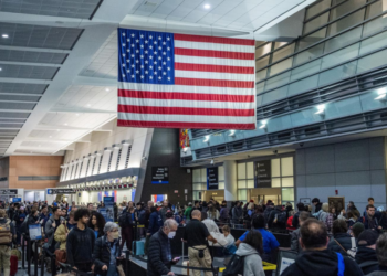 Nga pasaporta tek skanimi i syrit, hyrja në SHBA plotësisht e kontrolluar