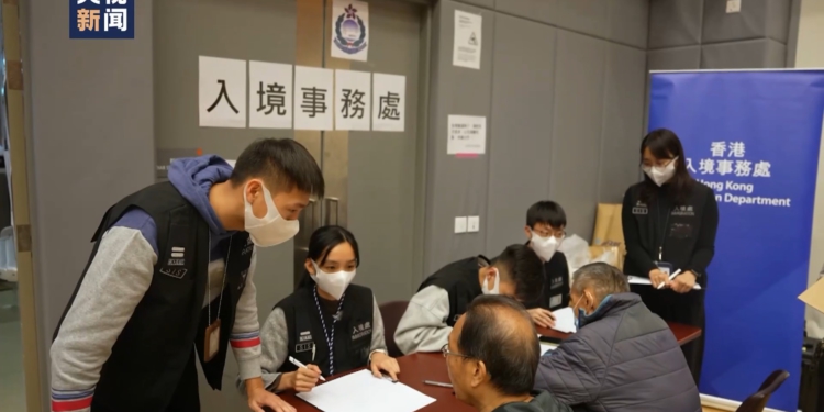 Hong-Kongu ndërmerr një sërë masash për të ndihmuar banorët e prekur nga zjarri masiv