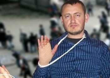Gazetari i plagosur në ’21 Janar’: Berisha drejt arrestimit, laku po i ngushtohet!