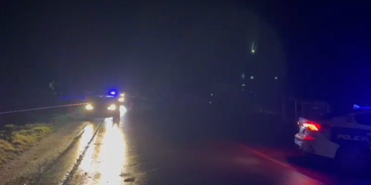 Maliq, makina përplas 65-vjeçarin me biçikletë, dërgohet në spital! Gjendja e tij shëndetësore e rëndë