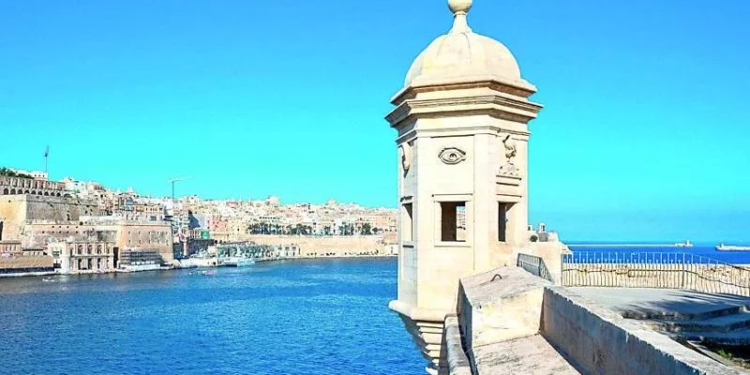 Malta, parajsa e të pasurve dhe qyteti i kontrasteve: Luks, pasaporta dhe skandale