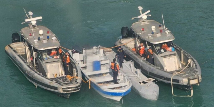 Rënia e çmimit të kokainës detyron trafikantët të ripërdorin nëndetëset e drogës
