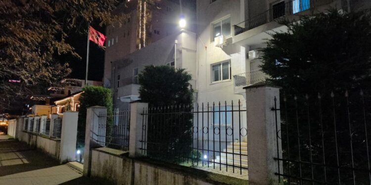 Tronditëse në Pogradec/ E mitura përdhunohet nga 67-vjeçari dhe mbetet shtatzënë! Arrestohet autori