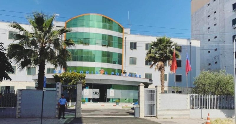 “Postoi në instagram foto të miat dhe…”/ I riu e denoncon në polici, e pëson 27-vjeçarja në Durrës!