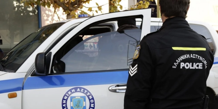 Kapet në Kakavijë shqiptari, ishte shpallur në kërkim nga Interpol Tirana/ Arrestohen edhe dy të kërkuar në Greqi