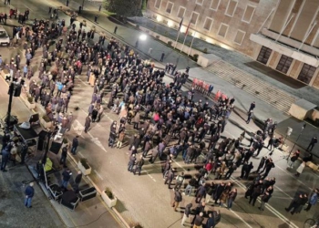 FOTO/ ‘Yoga Party’, Balla tallet me protestën e Berishës: Sot kishte edhe më pak krushq që kishin konsumuar… I bëj thirrje Tritan Shehut të distancohet