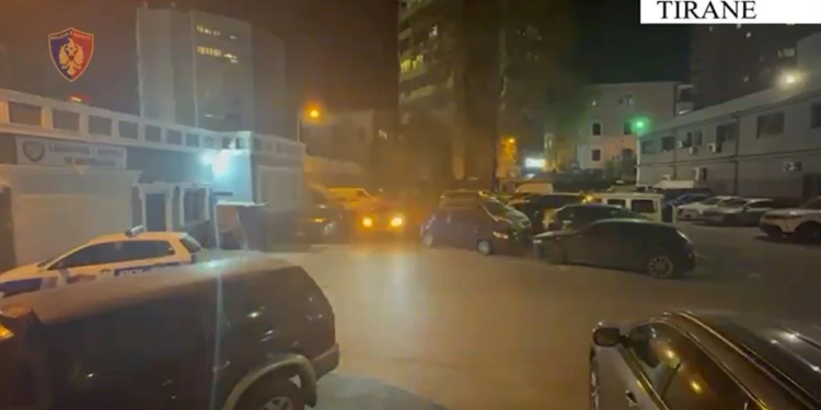 Publikohen përgjimet e grupit që shiste kokainë në Tiranë, ja si e ‘reklamonin mallin’: E pi dhe vetë për qejf! Po ai të bllokon hundën, kjo është më e hajrit