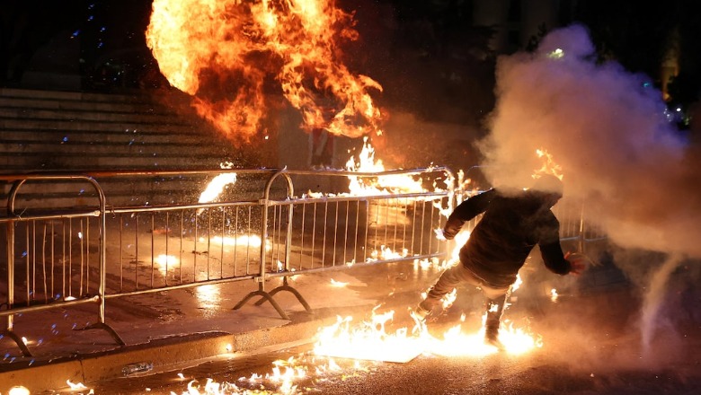 Protesta e PD-së para Kryeministrisë, ‘Reuters’ publikon analizën