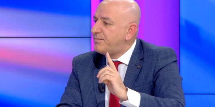“Bilanci politik i Berishës, katastrofal”/ Bejko: Që pas ’97-ës PD nuk ka qenë kurrë kaq dobët