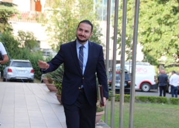 “Salianji si Gramoz Pashko, ju sulën të gjithë kur doli kundër”