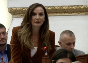 Përplasjet në PD, Tabaku: Debatet duhen bërë brenda forumeve, jo në salla!