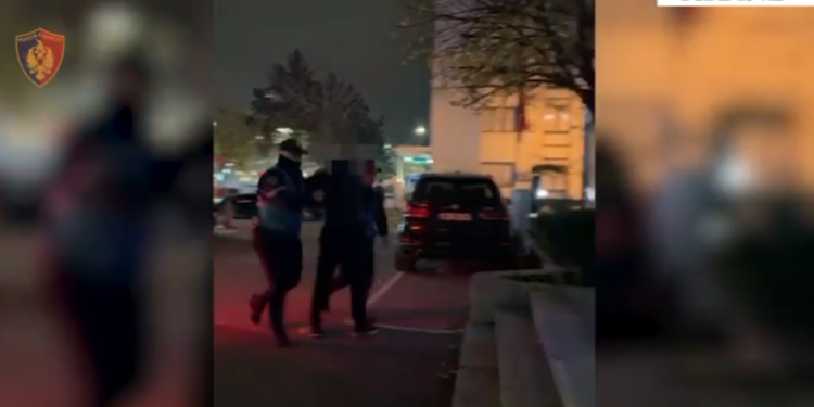 Të shpallur në kërkim për vepra të ndryshme penale, 4 arrestime gjatë natës në Tiranë