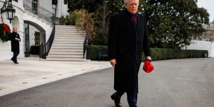 Presidenti i SHBA sulmon regjisorin që u gjet i vdekur bashkë me gruan në banesën e tij: Rob kishte Sindromën e Çrregullimit të Trump..
