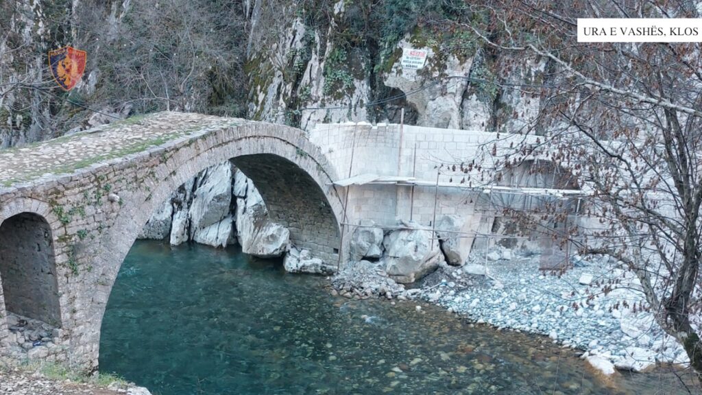 Ndërtoi pa leje pranë monumentit të kulturës “Ura e Vashës”, arrestohet 44-vjeçari në Klos