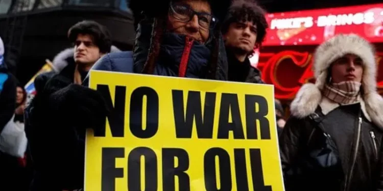 Big Oil kërkon garanci nga Trump për Venezuelën/ Kompanitë e naftës përgatiten për takimin në Shtëpinë e Bardhë