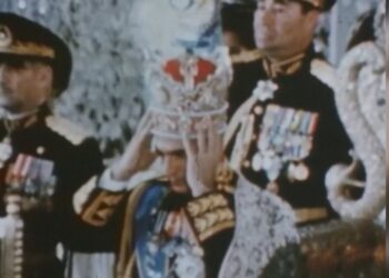 Rikthehet dinastia “Pahlavi”, kush është princi i kurorës në mërgim i Iranit?