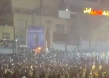 Prokurori i Përgjithshëm i Iranit paralajmëron protestuesit: Do dënoheni me vdekje si armiq të Zotit