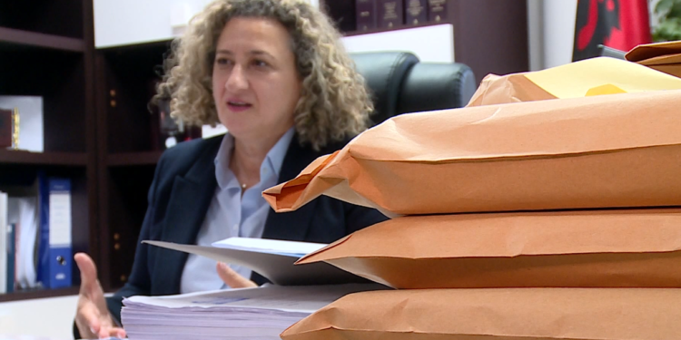 Irena Gjoka e dënuar në Greqi, KLGJ vendos të dërgojë çështjen në ILD