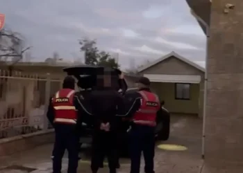 (EMRI) I kërkuar në Mbretërinë e Bashkuar për trafik droge, vihet në pranga 33-vjeçari në Shkodër. Pritet ekstradimi