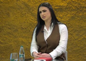 Alesia Balliu thumbon Berishën: Nuk mund të gjykosh marrëdhëniet e Ramës me SHBA-në kur vetë nuk shkon dot atje