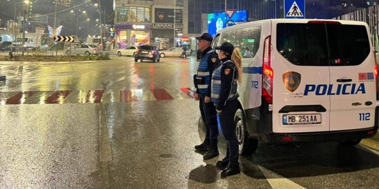 Policia kalon në gatishmëri të përforcuar, 5500 efektivë dhe 700 mjete në patrullim