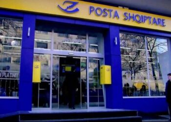 Punonjëset vodhën 22 milionë lekë, vjen reagimi i Postës Shqiptare: Fondet e pensioneve nuk janë cënuar!