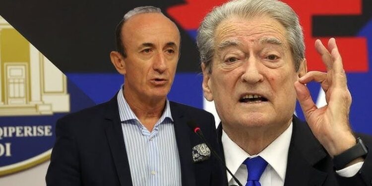 “Trump ka marrë në telefon Ramën dhe i ka thënë ik…”, Dash Sula tallet me Berishën