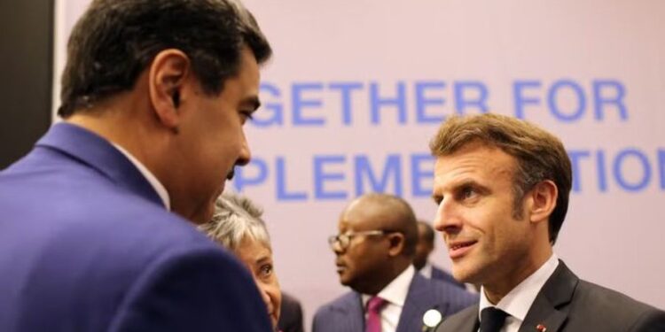 Macron komenton aksionin e SHBA: Populli i Venezuelës është çliruar nga diktatura e Maduros