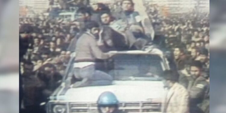 SHBA-Iran: 70 vite armiqësi, nga grushti i shtetit tek kërcënimi për luftë. Pse nuk arrit kurrë paqja?