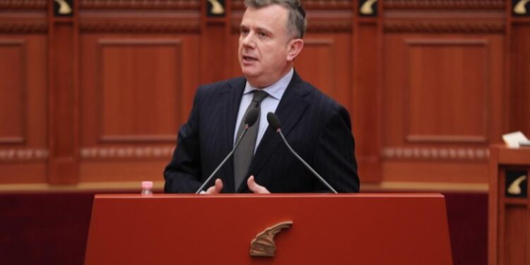 Tabaku kërkoi dekriminalizimin e plotë të shpifjes, Balla: Si mund ta votoj ligjin tënd kur unë jam në gjyq me Berishën për atë vepër penale